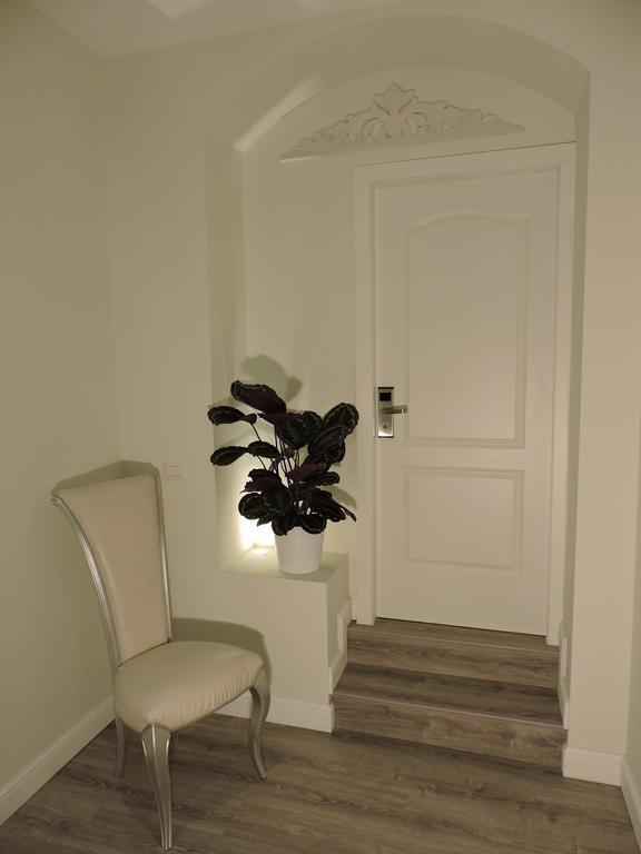 Anfiteatro Suite Roma Exterior foto